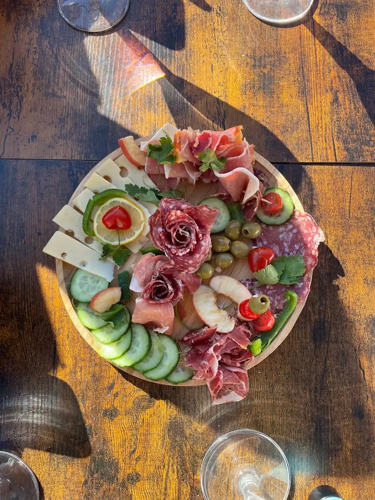 Plat traditionnel gersois fait maison au restaurant Bistrot Chez Moi à Auch